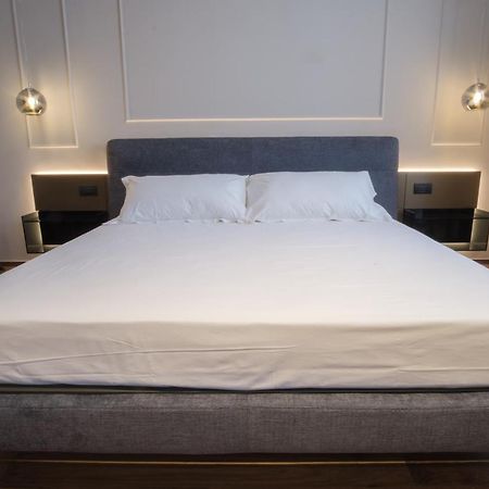 Palazzo Danisi Rooms&Suites Bari Exterior photo