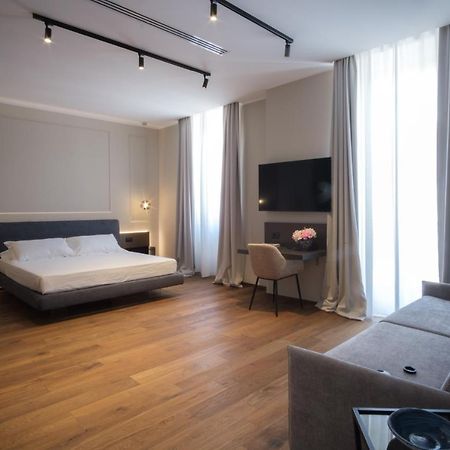 Palazzo Danisi Rooms&Suites Bari Exterior photo