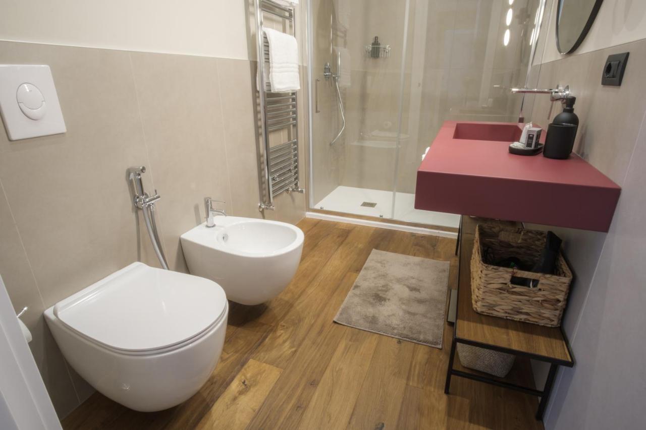 Palazzo Danisi Rooms&Suites Bari Exterior photo